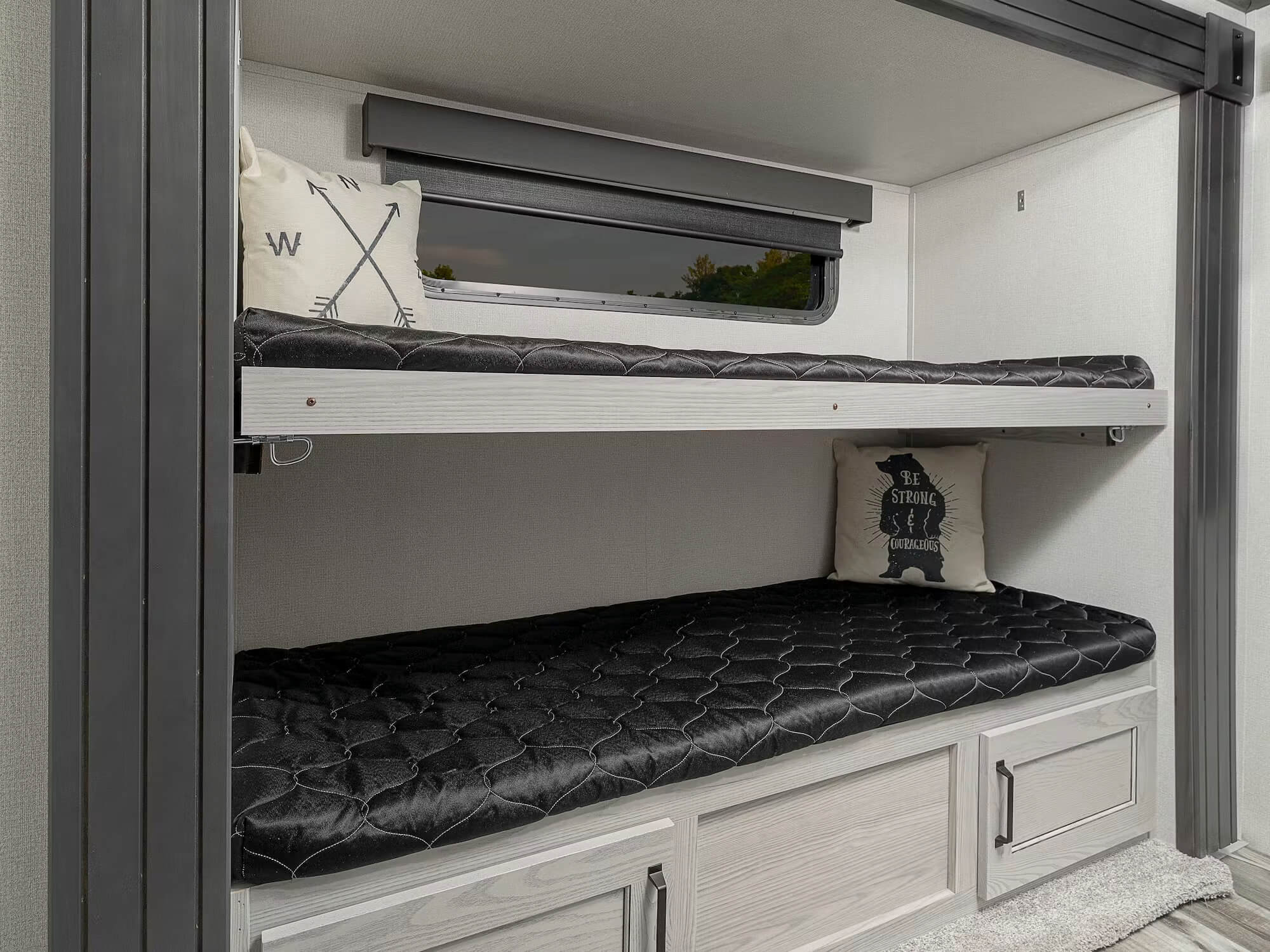Rear bunkroom