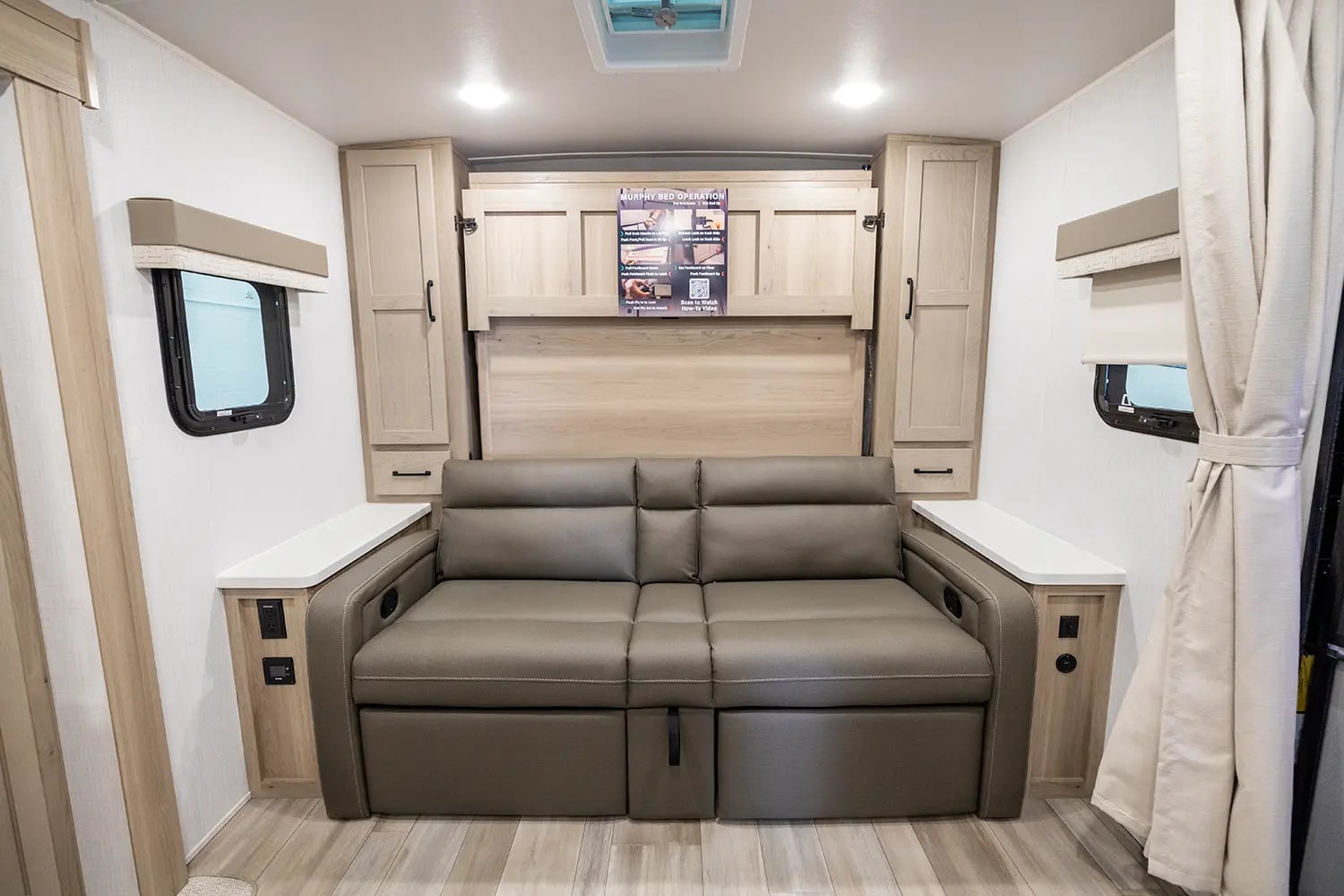 Murphy bed